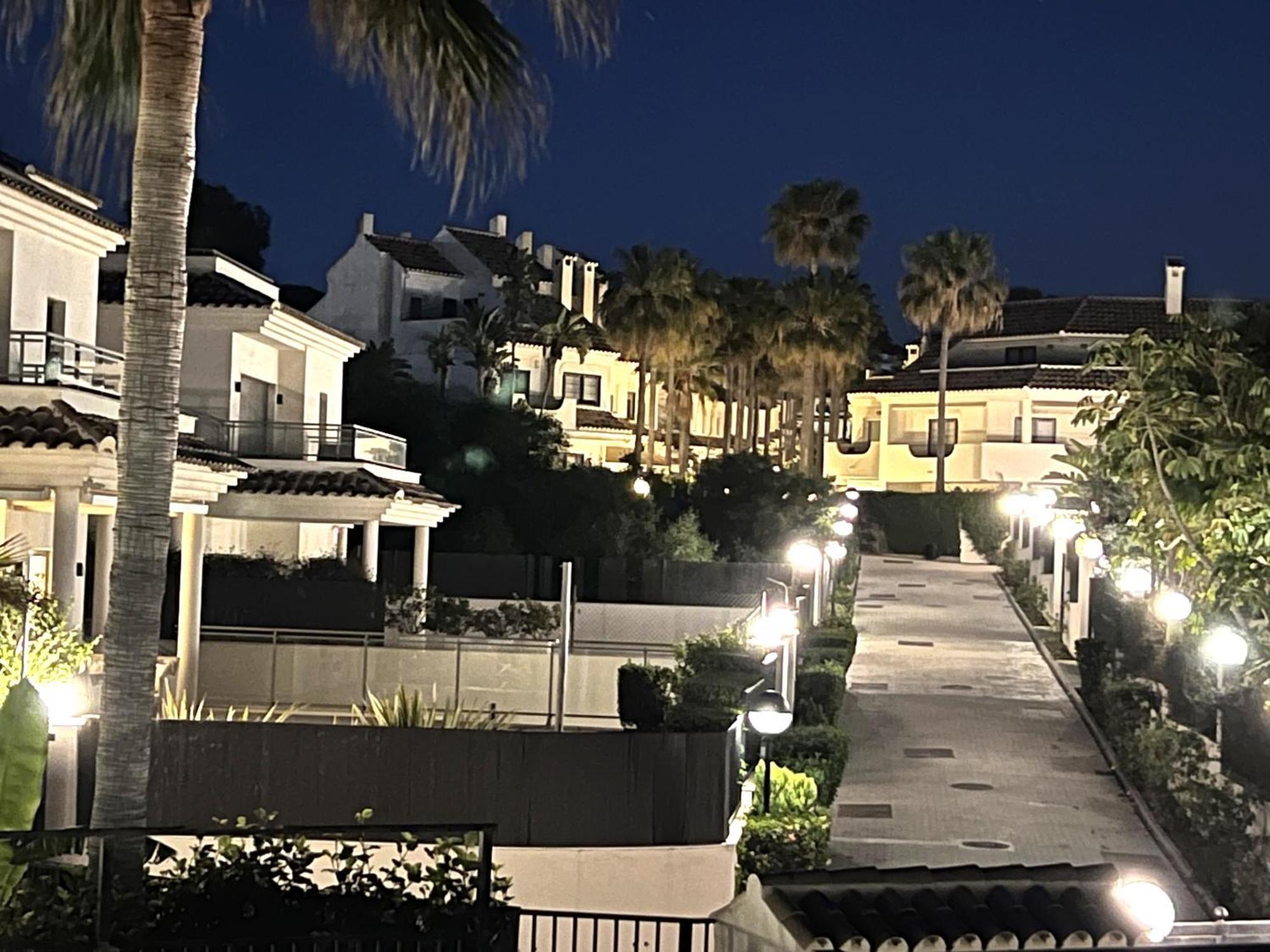 Stylish Townhouse In Beachfront Complex Marbella Dış mekan fotoğraf